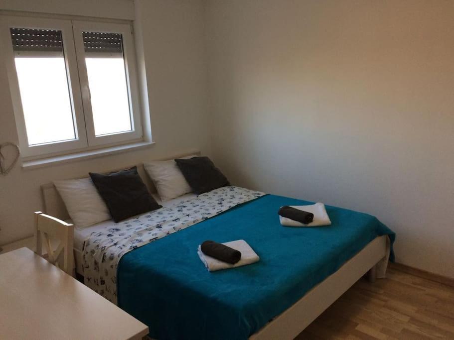 Appartement Liam à Pula Extérieur photo